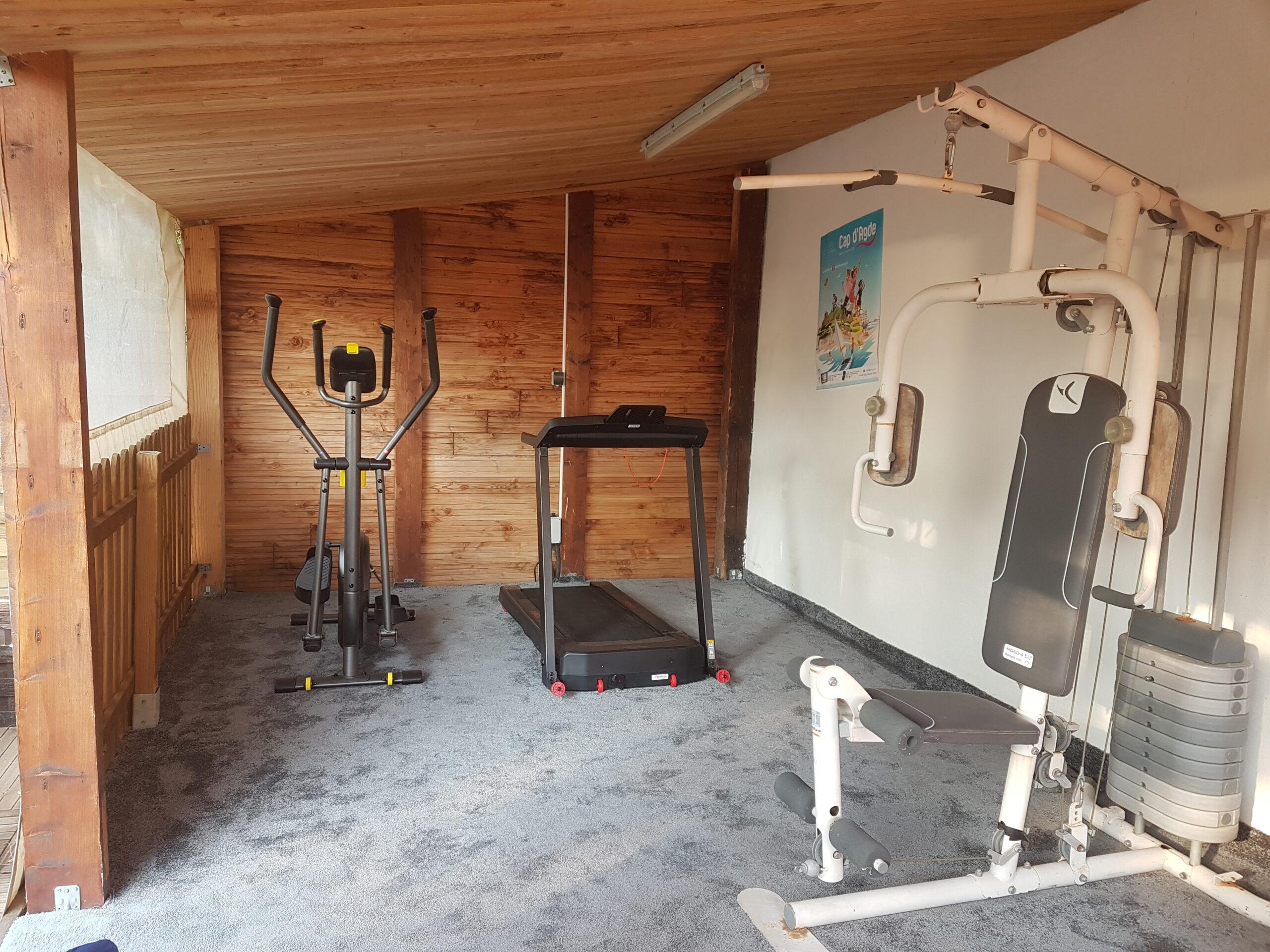 Salle de sports du parc résidentiel de loisirs Les Hauts de Baldy au Cap d'Agde